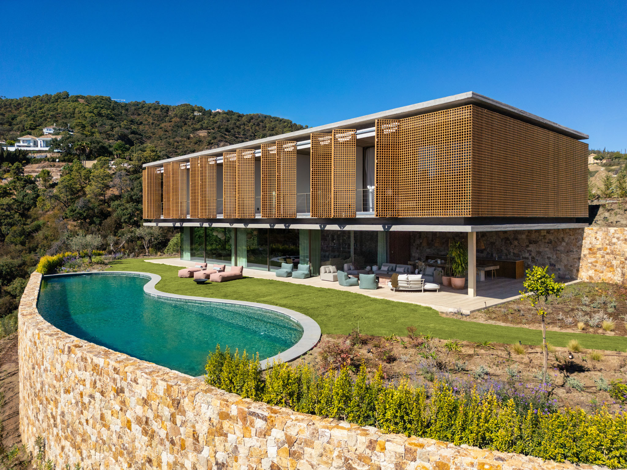 Villa Alia, El Madroñal, Benahavís. Ritad av Marcio Kogan, Studio MK27.